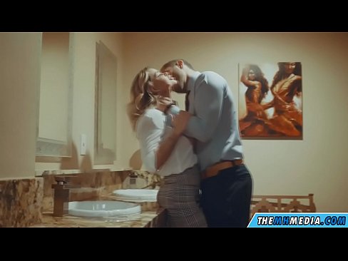 ❤️ Thaum ib tug busty blonde ntxias koj nyob rau hauv ib tug pej xeem chav dej ️  Fucking  ntawm hmn.xxxdeutschepornos.ru%  ❤